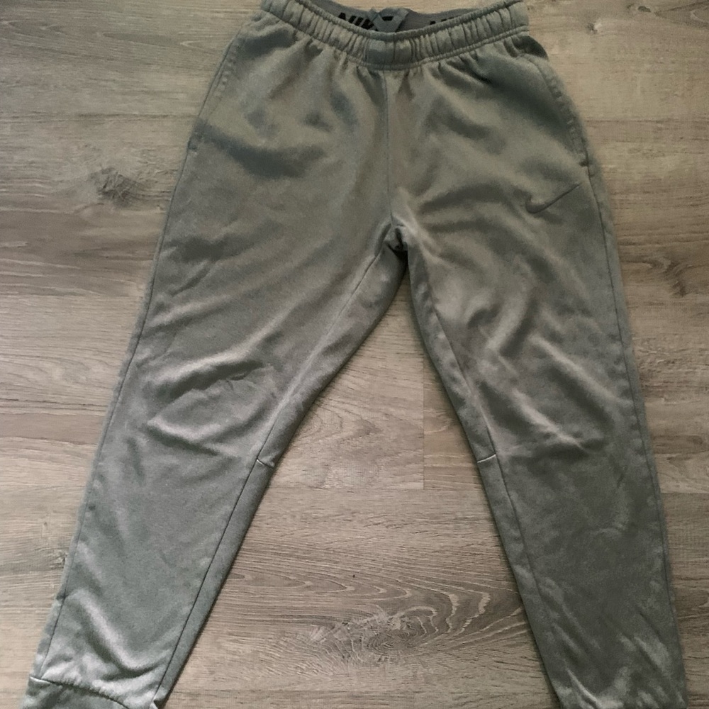 Nike Grey Therma Fit Sweatpants